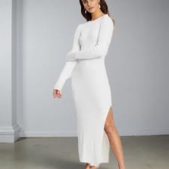 Forever 21 Dresses & Skirts - White Long Sleeve Sweater Dress Side Slit Stretch Bodycon S
